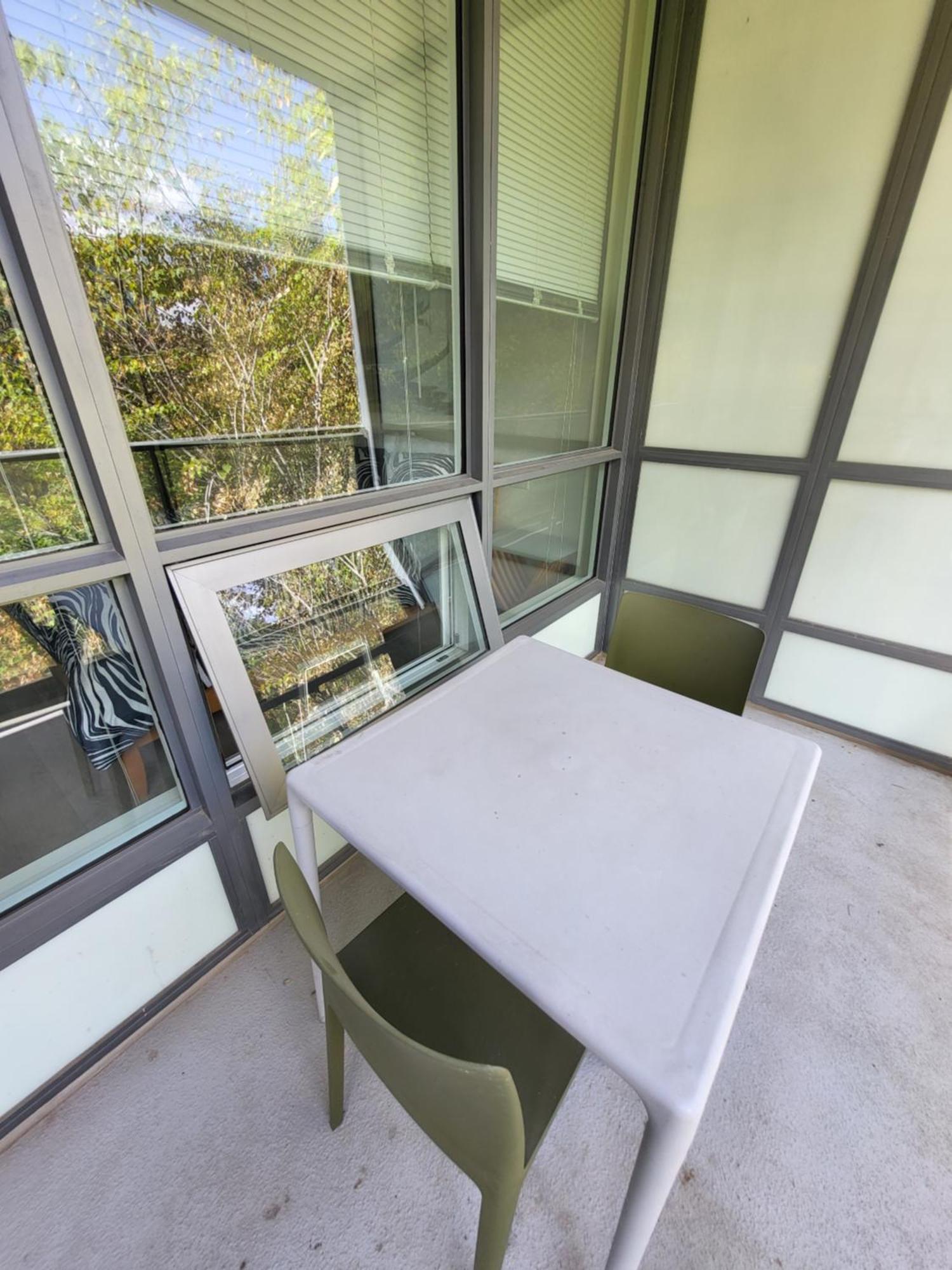 Your Perfect Escape - Modern Landmark Condo In Downtown Calgary - Free Parking- Premium Location Экстерьер фото