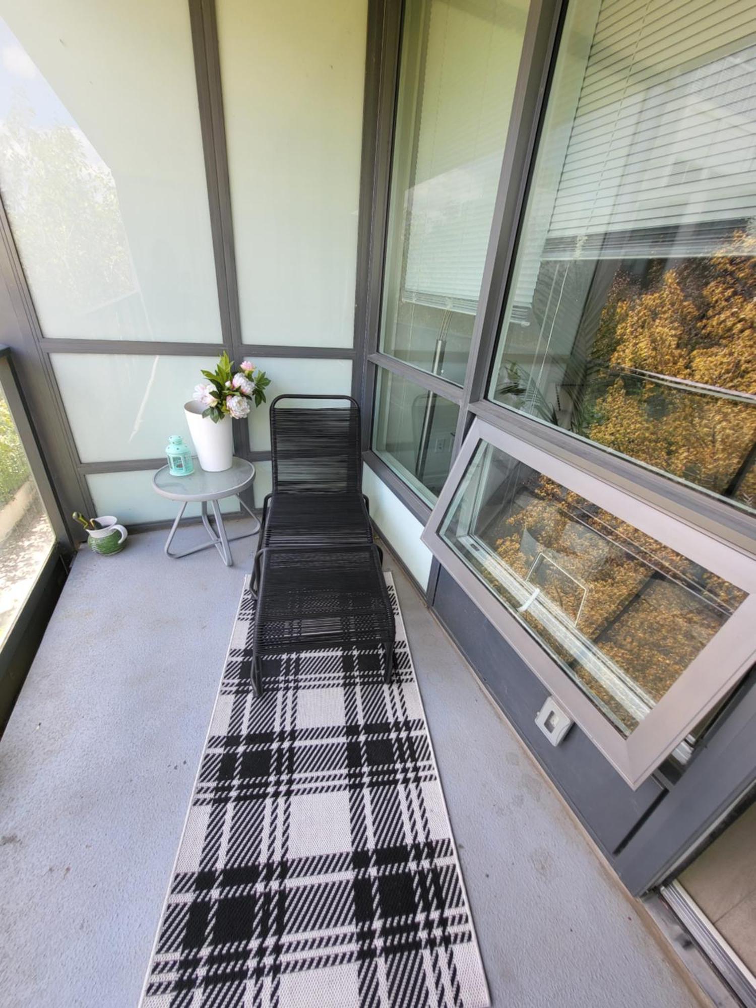 Your Perfect Escape - Modern Landmark Condo In Downtown Calgary - Free Parking- Premium Location Экстерьер фото